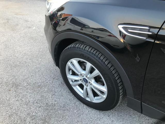 FORD Kuga usata, con Sedile posteriore sdoppiato