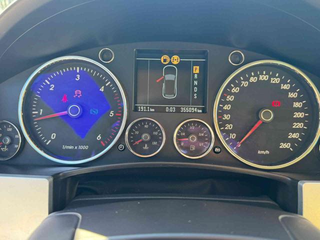 VOLKSWAGEN Touareg usata, con Controllo trazione