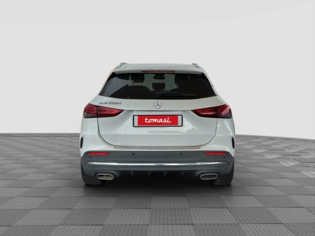 MERCEDES-BENZ CLA usata 6