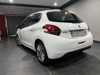PEUGEOT 208 usata, con Airbag laterali