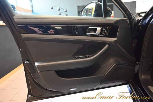 PORSCHE Panamera usata 45