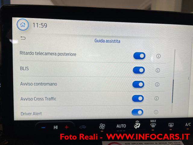 FORD Focus usata, con Sensori di parcheggio anteriori