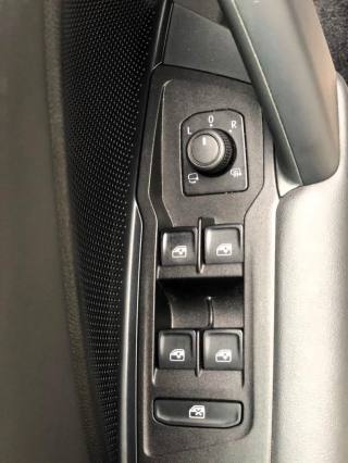 VOLKSWAGEN Tiguan usata, con Controllo vocale
