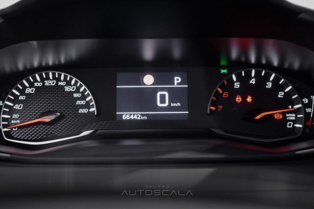 PEUGEOT 208 usata, con Sistema di navigazione