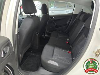 PEUGEOT 208 usata, con ESP