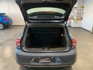 RENAULT Clio usata, con Volante in pelle