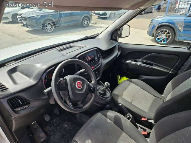 FIAT Doblo usata, con Park Distance Control