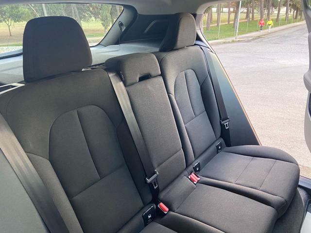 VOLVO XC40 usata, con Luci diurne LED