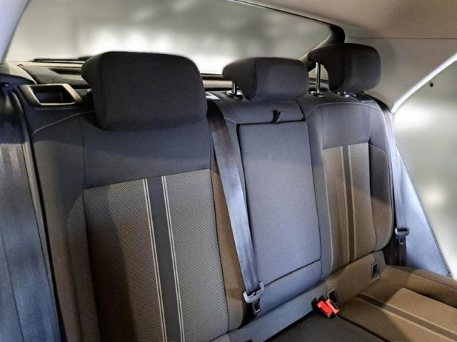 VOLKSWAGEN T-Roc usata, con Servosterzo