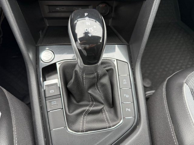 VOLKSWAGEN Tiguan usata, con Park Distance Control
