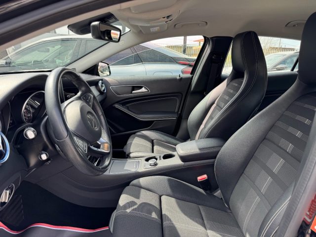 MERCEDES-BENZ GLA 200 usata, con Climatizzatore