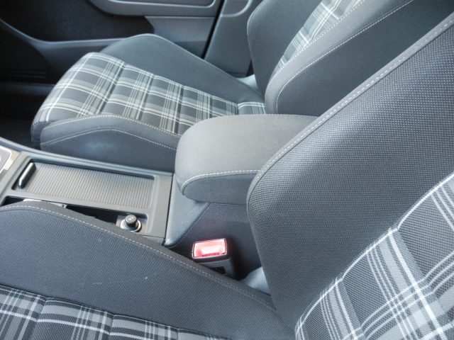 VOLKSWAGEN Golf GTD usata 58