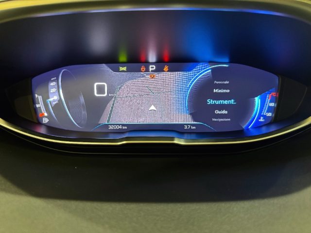 PEUGEOT 3008 usata, con USB