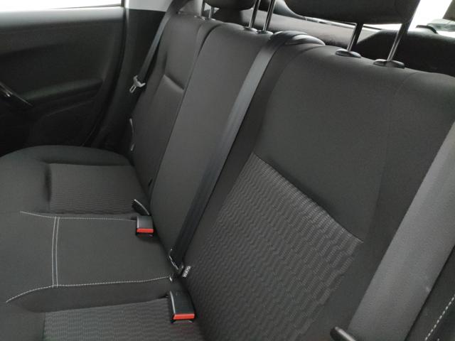 PEUGEOT 208 usata, con Sedile posteriore sdoppiato