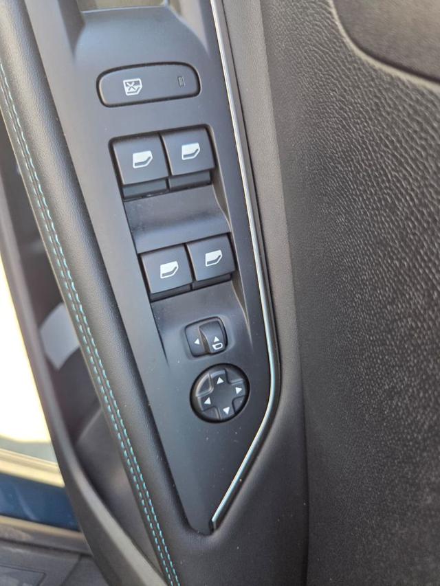 PEUGEOT 3008 usata, con Park Distance Control