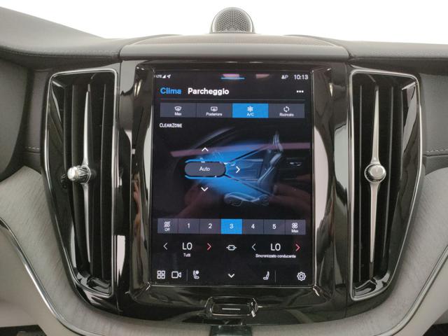 VOLVO XC60 usata, con USB