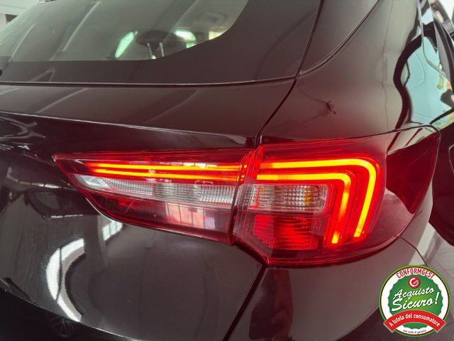 OPEL Grandland X usata, con Portellone posteriore elettrico