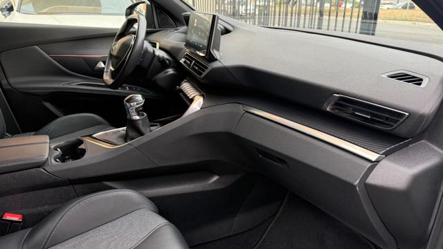 PEUGEOT 3008 usata, con Volante in pelle