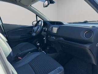 TOYOTA Yaris usata, con Volante in pelle