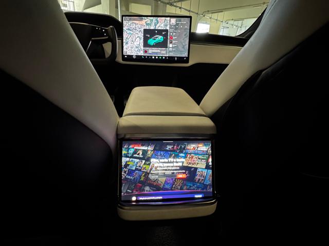 TESLA Model S usata, con Autoradio digitale