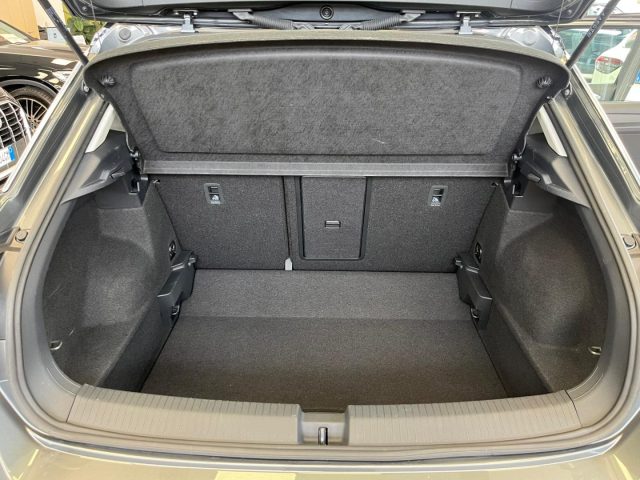 VOLKSWAGEN T-Roc usata, con Cerchi in lega