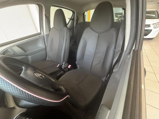 TOYOTA Aygo usata 13