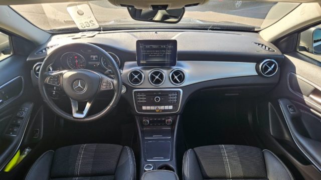 MERCEDES-BENZ GLA 200 usata, con Sensore di pioggia