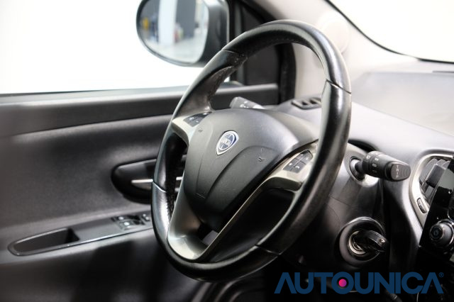 LANCIA Ypsilon usata 47