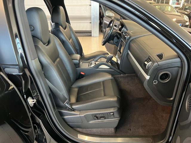PORSCHE Cayenne usata, con Sensore di pioggia