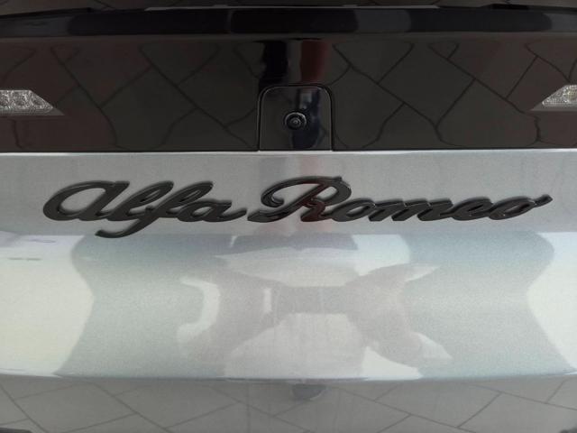 ALFA ROMEO Junior usata, con Park Distance Control