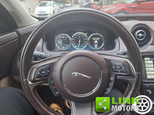 JAGUAR XJ usata, con Fendinebbia