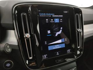 VOLVO XC40 usata, con Sedile posteriore sdoppiato