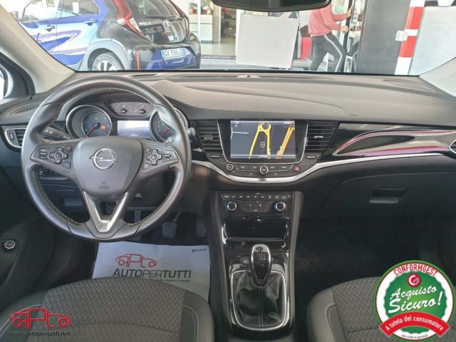 OPEL Astra usata, con Controllo trazione