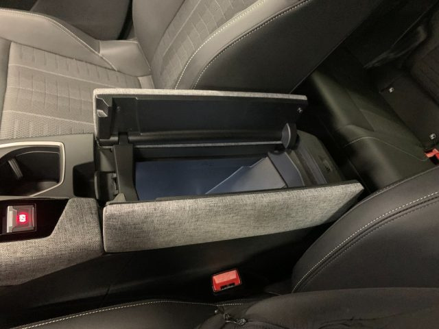 PEUGEOT 3008 usata, con Vivavoce