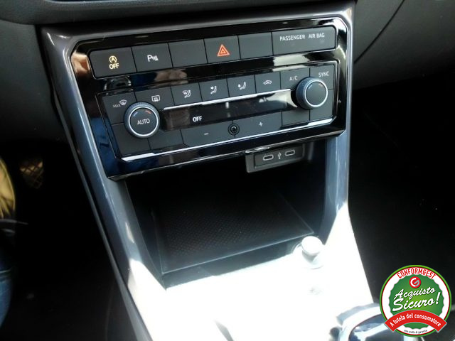 VOLKSWAGEN T-Cross usata, con Touch screen