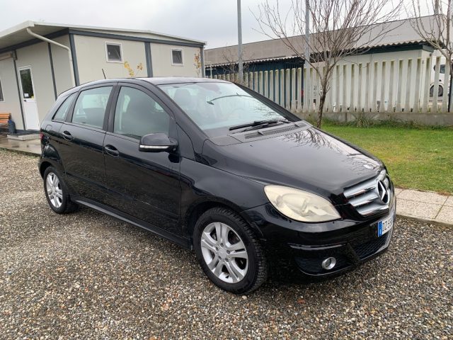 MERCEDES-BENZ B 180 usata, con Airbag laterali