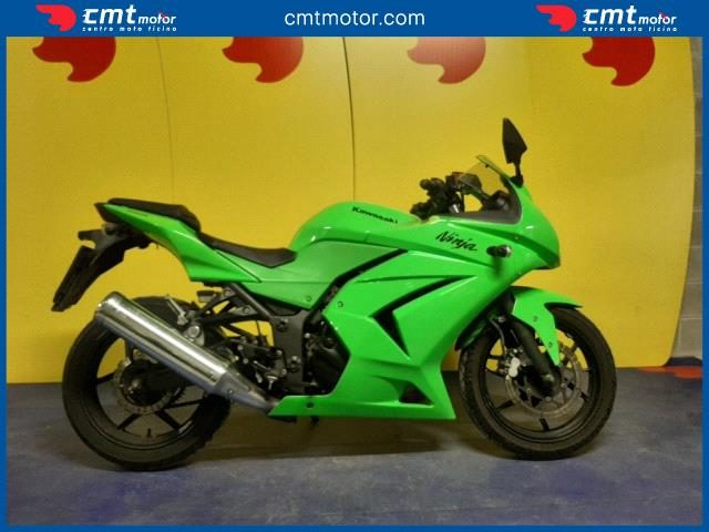 KAWASAKI Ninja 250 R usata 0