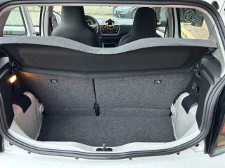 VOLKSWAGEN up! usata, con Cerchi in lega