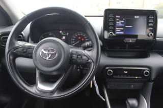 TOYOTA Yaris usata, con Servosterzo