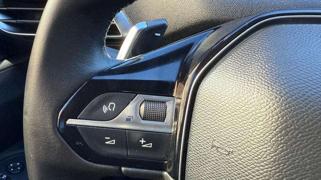 PEUGEOT 3008 usata, con Boardcomputer