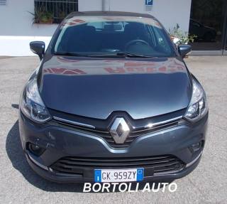 RENAULT Clio usata, con Airbag