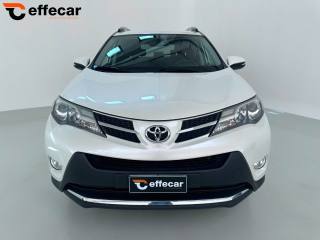 TOYOTA RAV 4 usata, con Airbag
