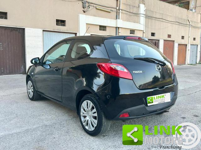 MAZDA 2 usata, con Autoradio