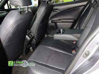 LEXUS UX Full Electric usata 38
