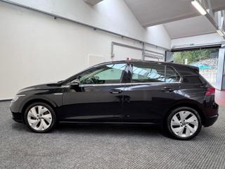 VOLKSWAGEN Golf usata, con Autoradio