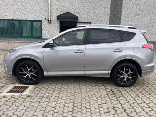 TOYOTA RAV 4 MY23 usata, con Airbag laterali