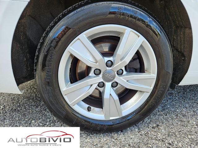 AUDI A4 usata, con Park Distance Control