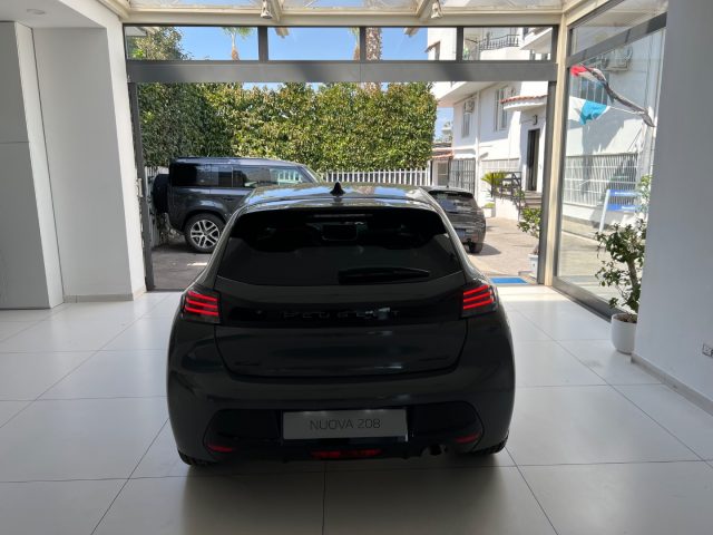 PEUGEOT 208 usata, con Sedile posteriore sdoppiato