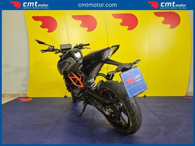KTM 125 Duke usata 6