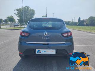 RENAULT Clio usata, con Autoradio